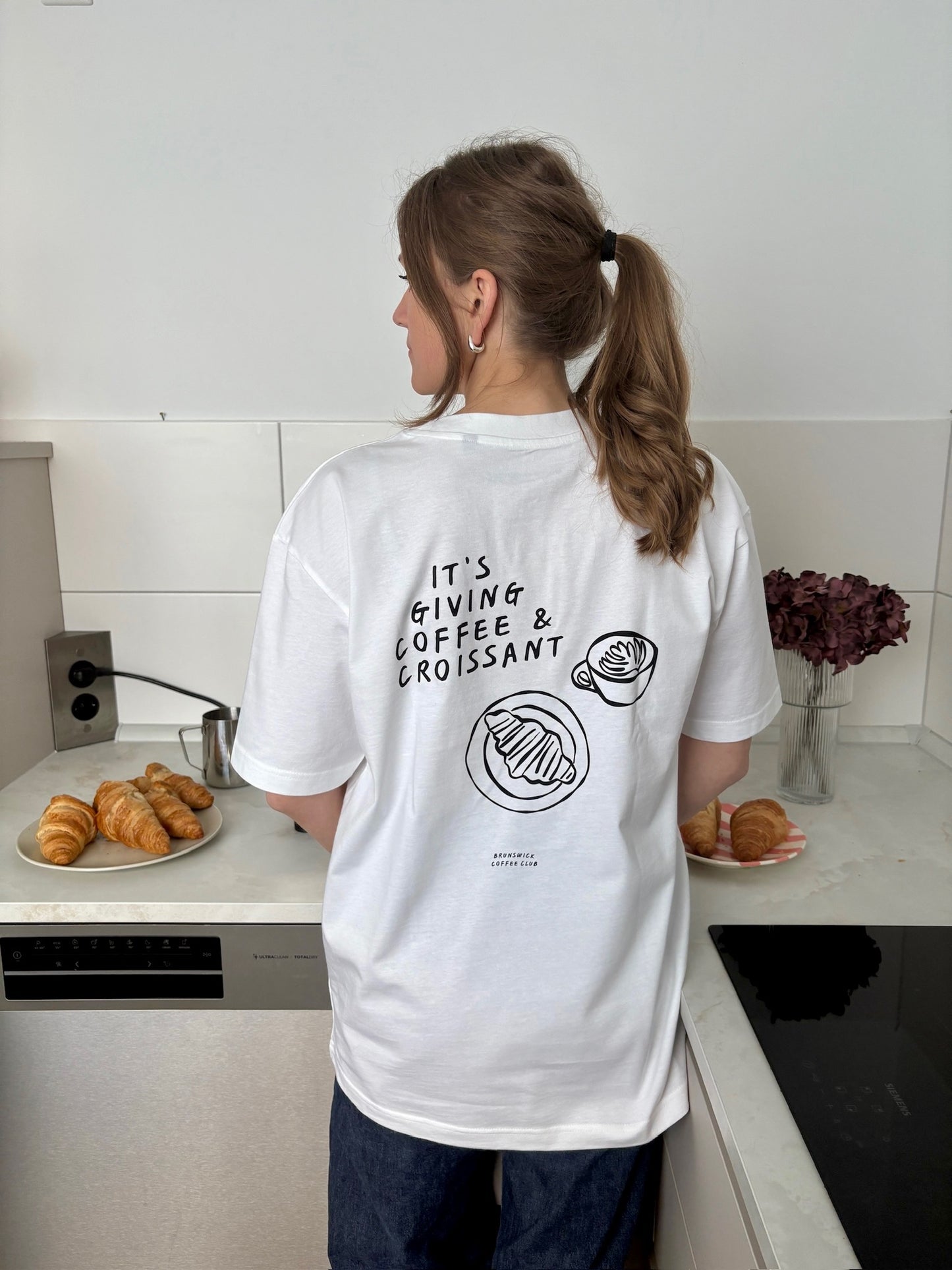 IT'S GIVING COFFEE AND CROISSANT T-SHIRT
