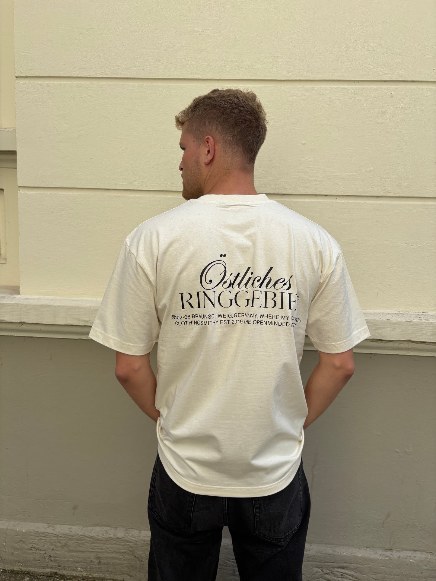 ÖSTLICHES RINGGEBIET T-SHIRT