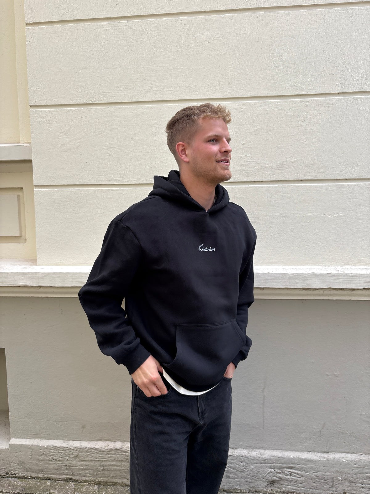 ÖSTLICHES RINGGEBIET HOODIE